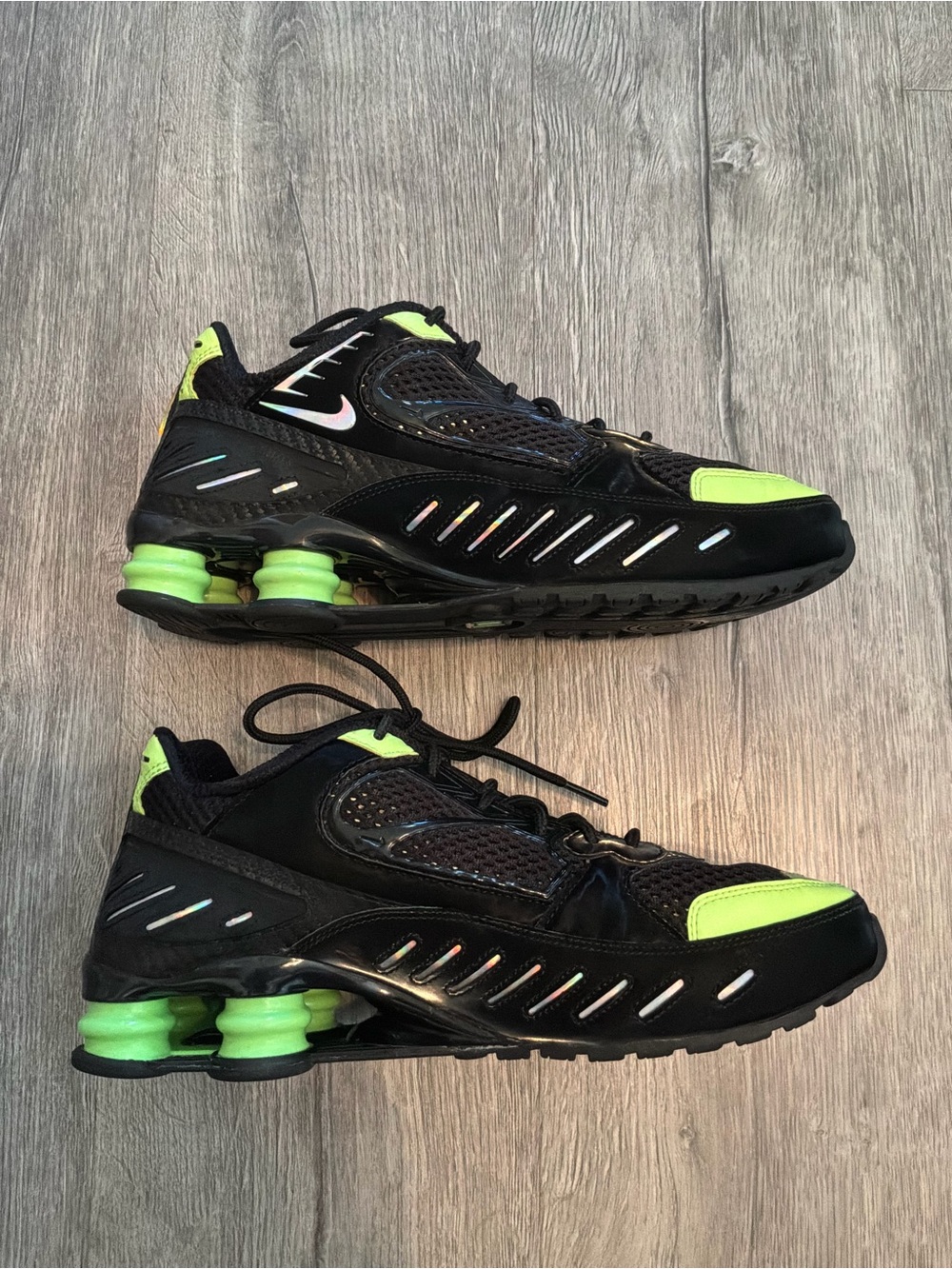 NIKE SHOX SHOCKS Enigma Lime Blast Black Women's 10 Athletic Running Shoes